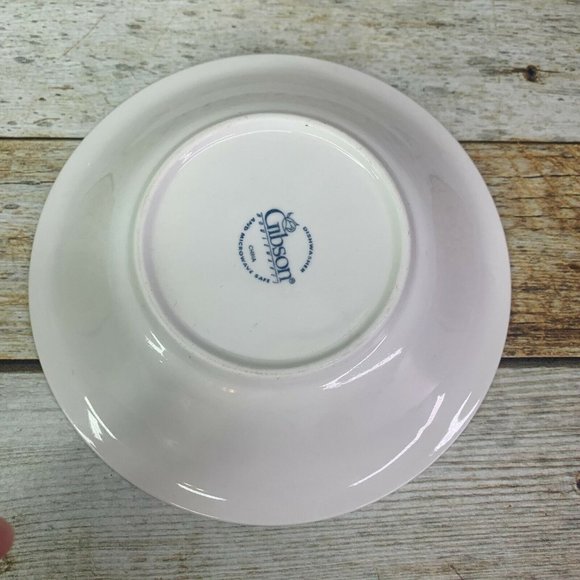 Gibson FOUR SEASONS All White Embossed Fruit Floral Rim Coupe Soup Bowl Set of 4 - Picture 5 of 16